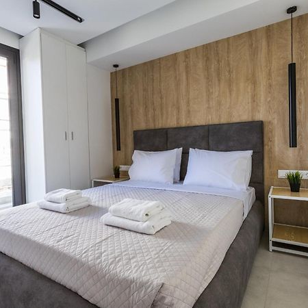 Varkiza Luxury Suites By Raise Vári Екстериор снимка