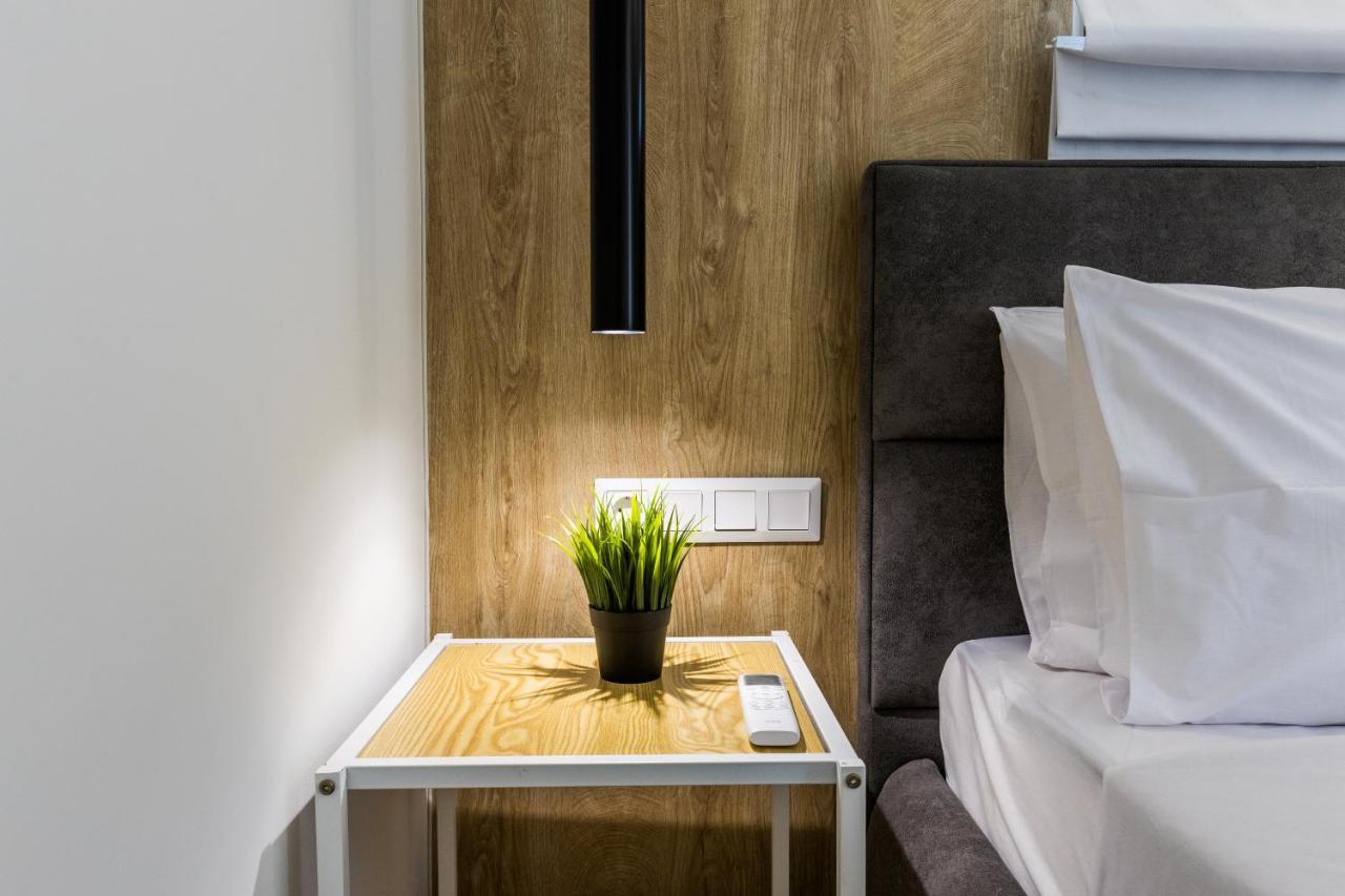Varkiza Luxury Suites By Raise Vári Екстериор снимка